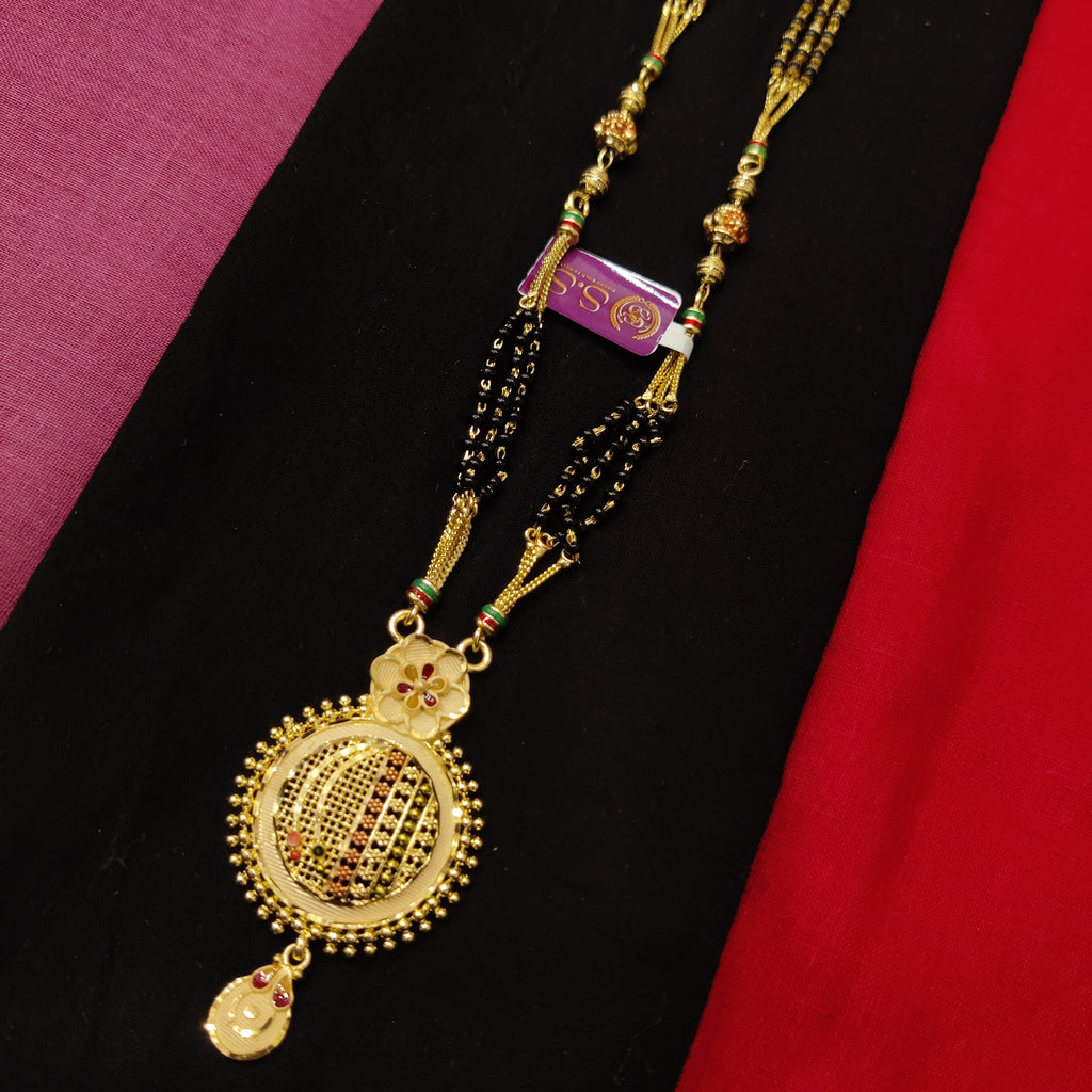 Forming fancy mangalsutra