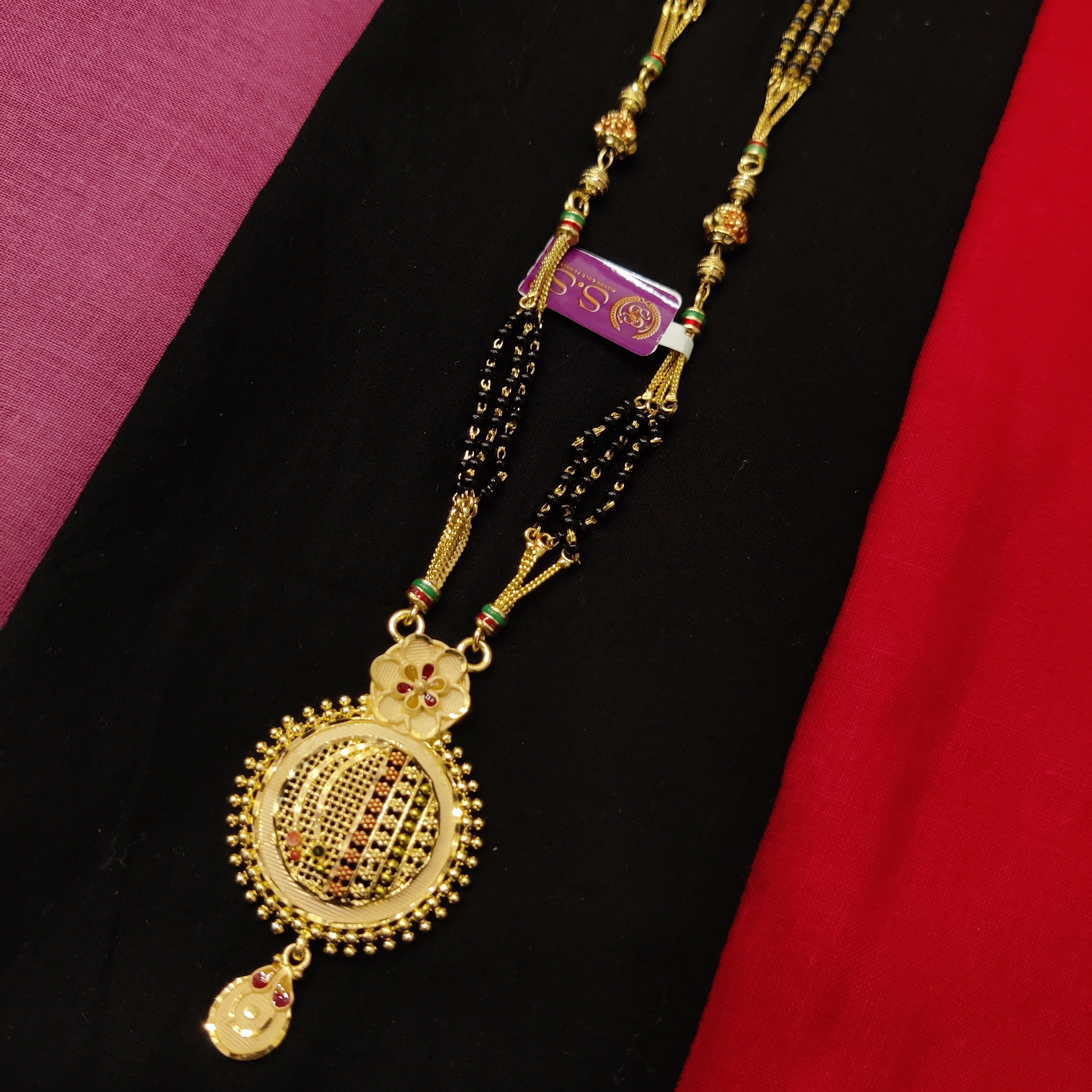 Forming fancy mangalsutra