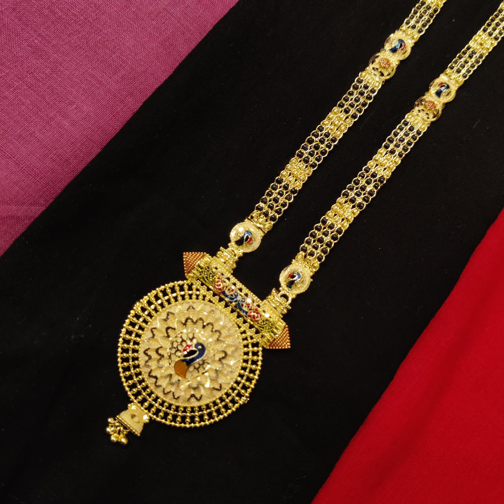 Forming fancy mangalsutra