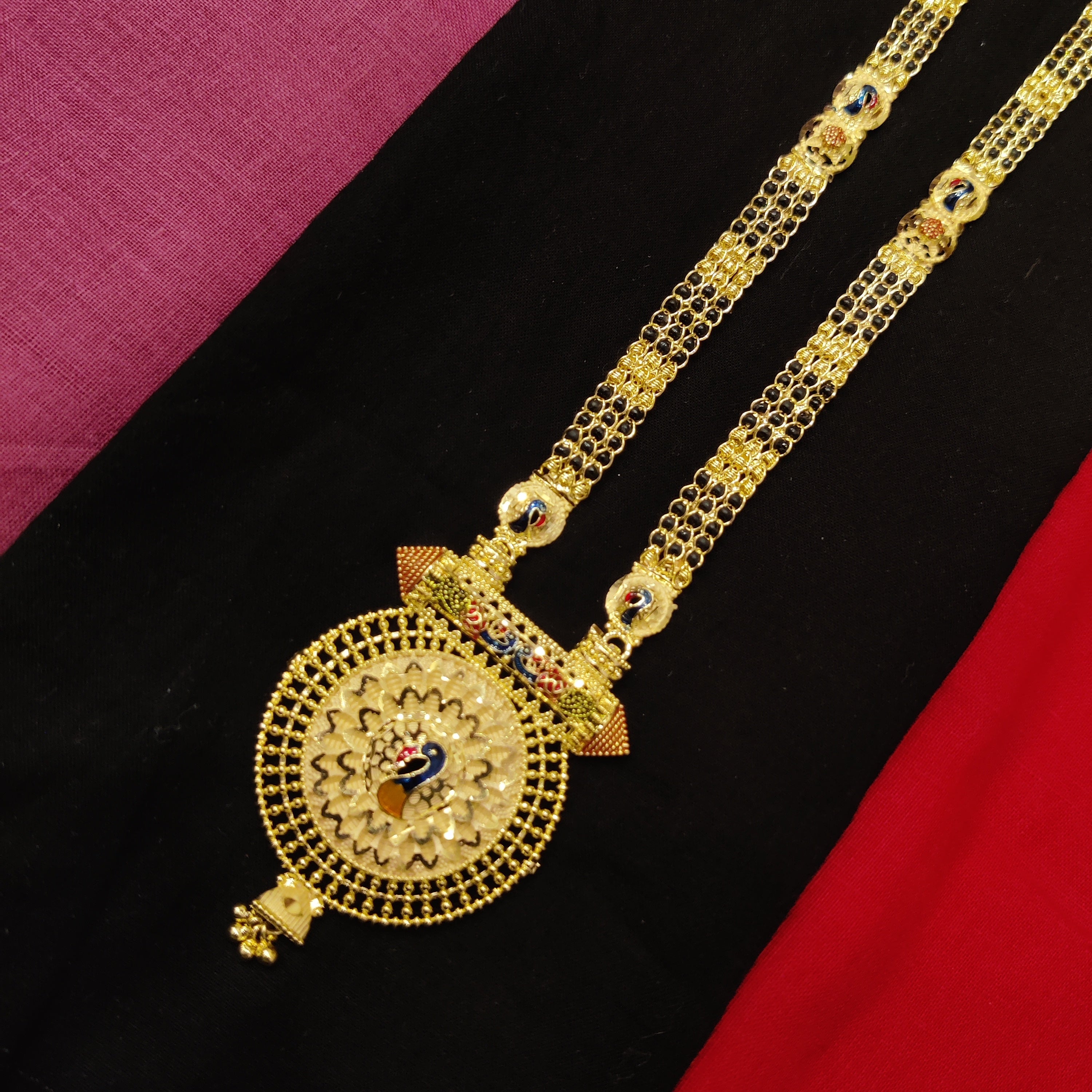 Forming fancy mangalsutra