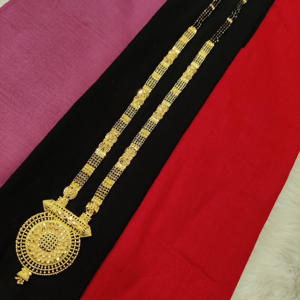 Forming fancy mangalsutra