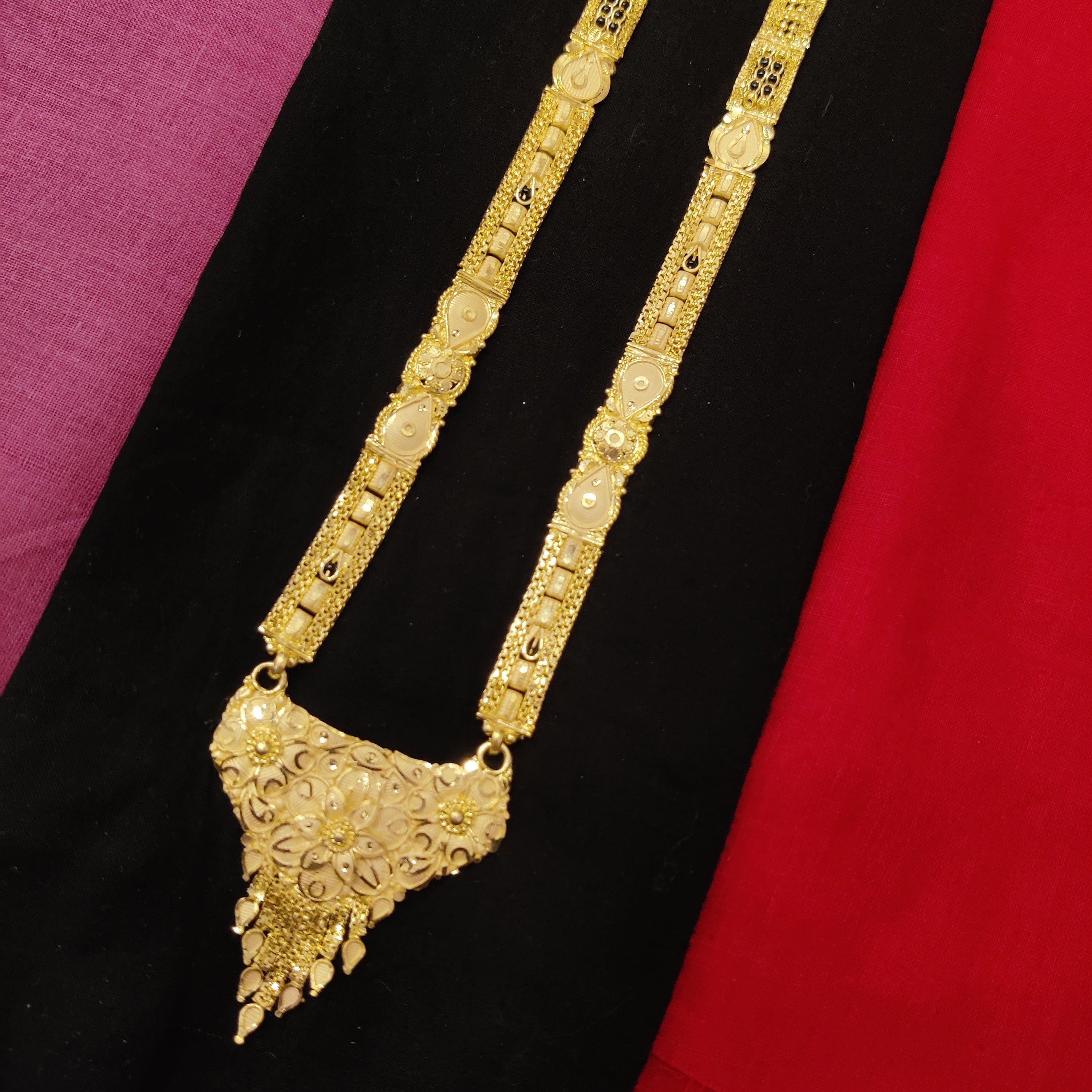 Forming Mangalsutra
