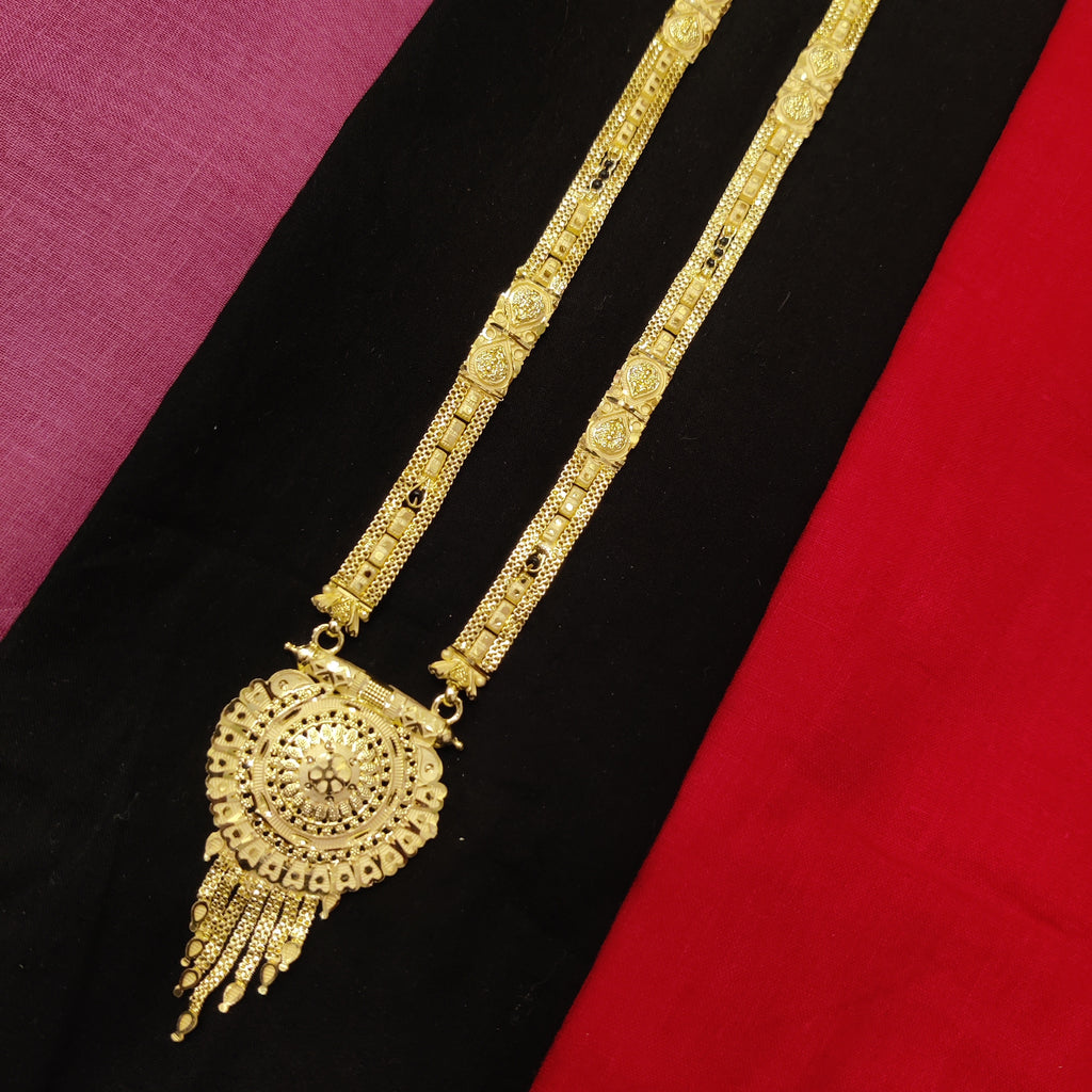 Forming Mangalsutra