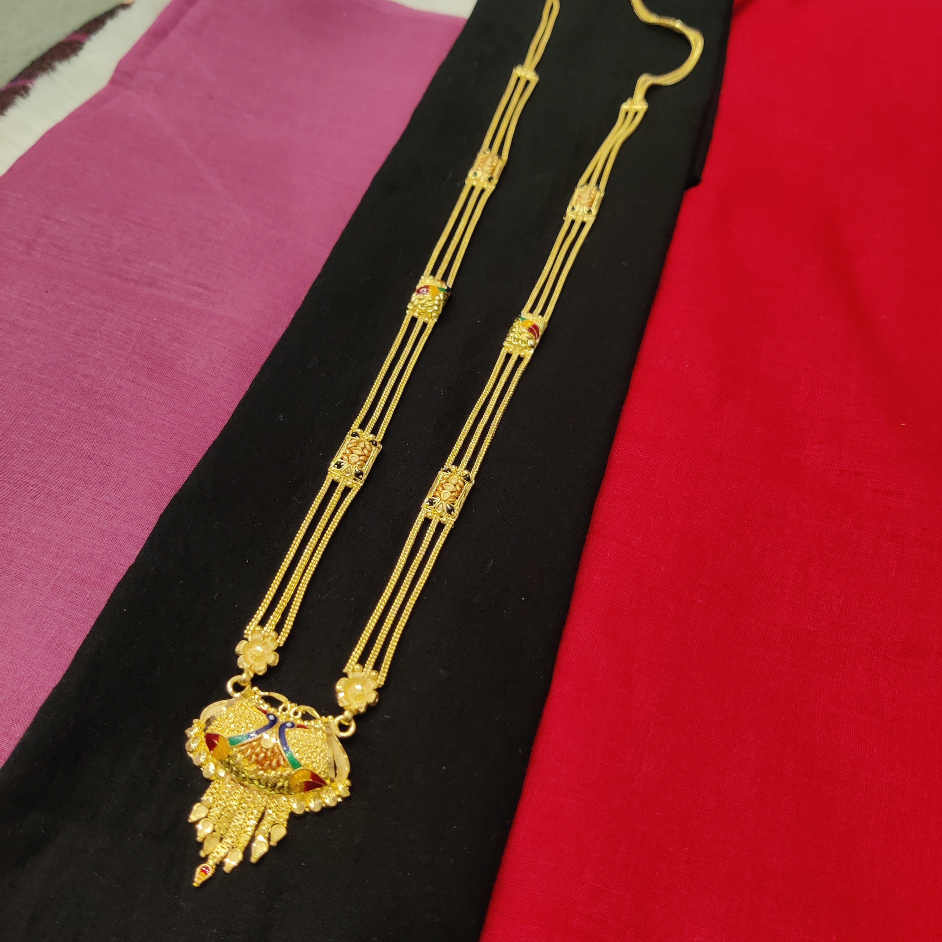 Forming fancy mangalsutra