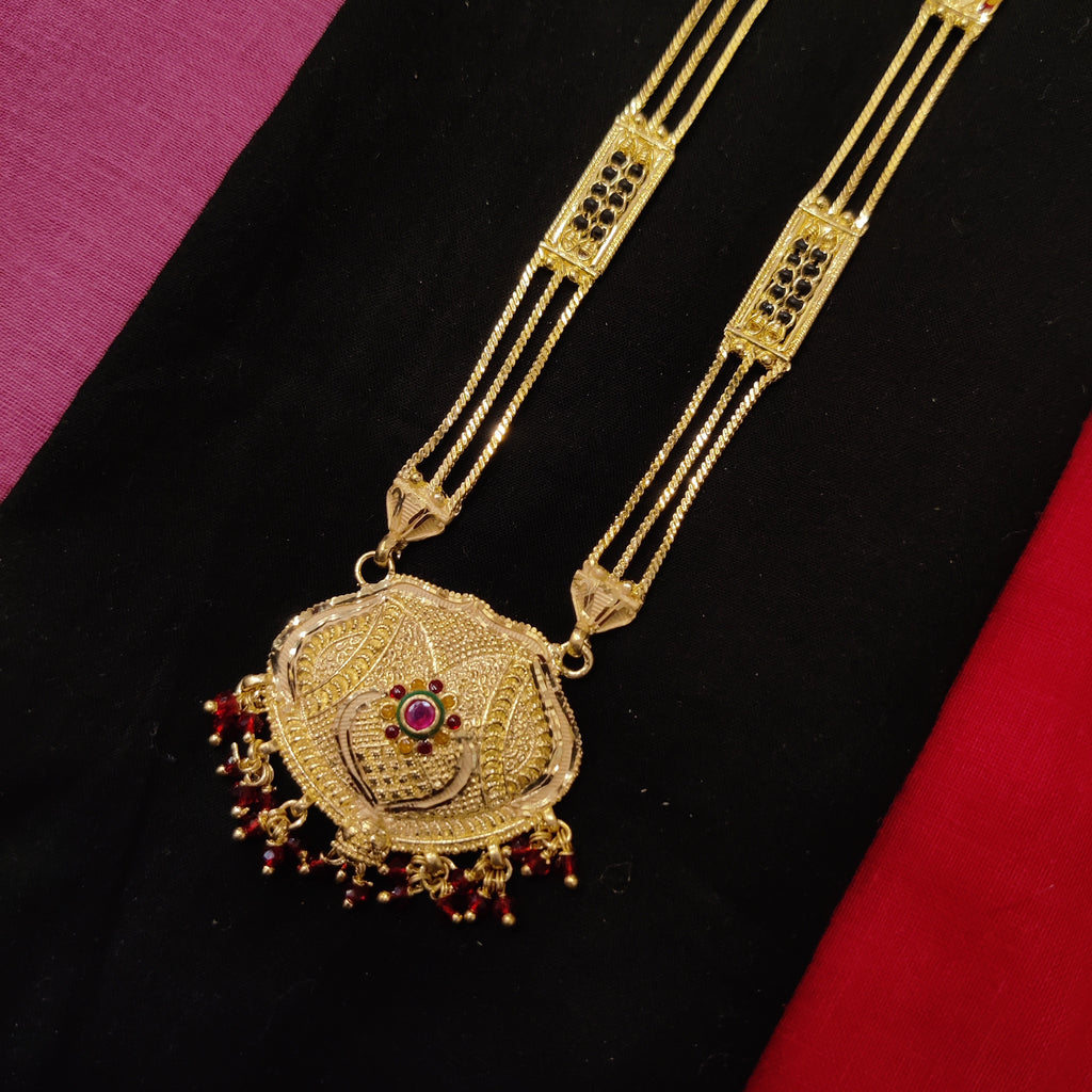 Forming fancy mangalsutra