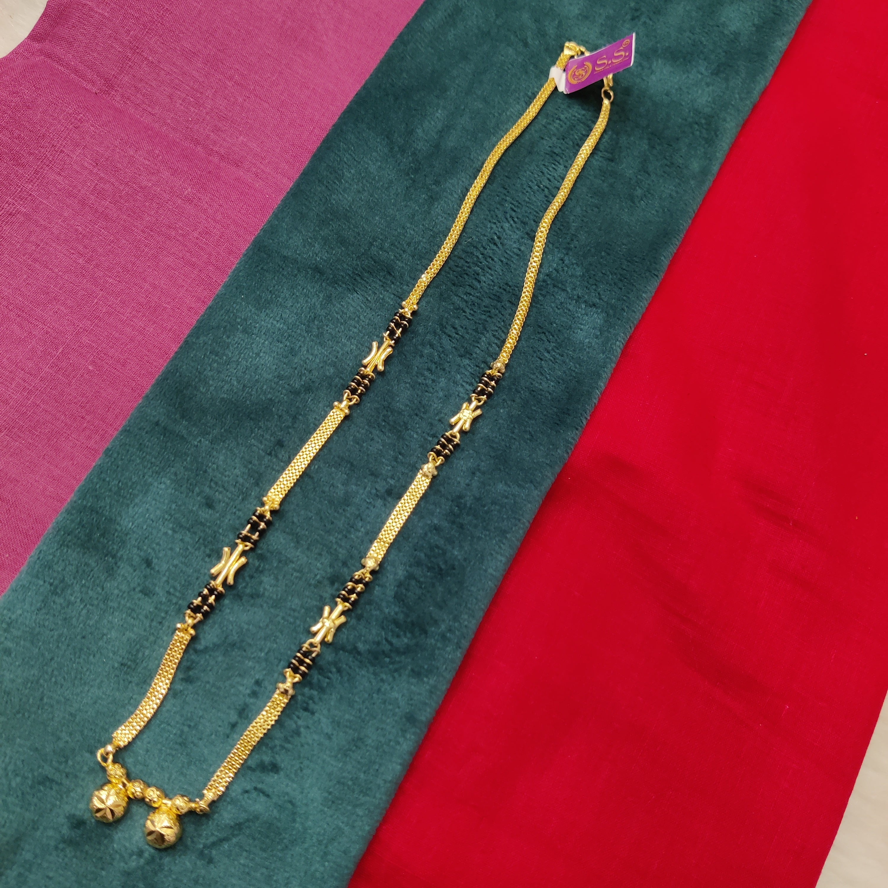 Short mangalsutra