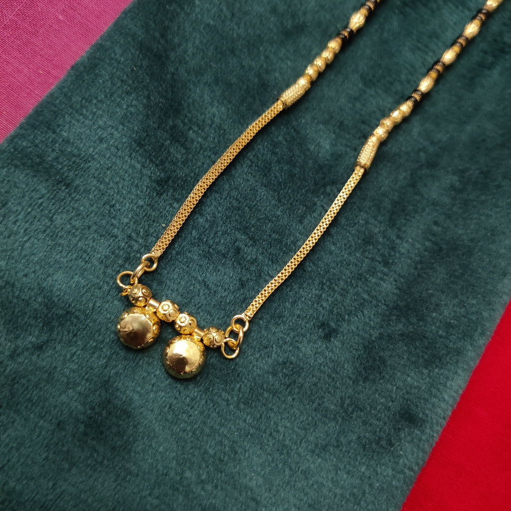 Short mangalsutra