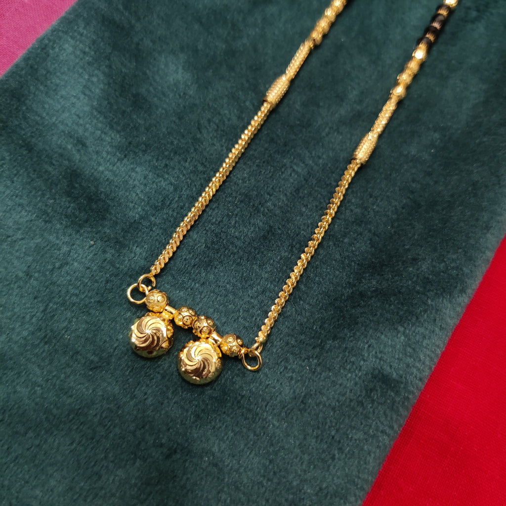 Short mangalsutra
