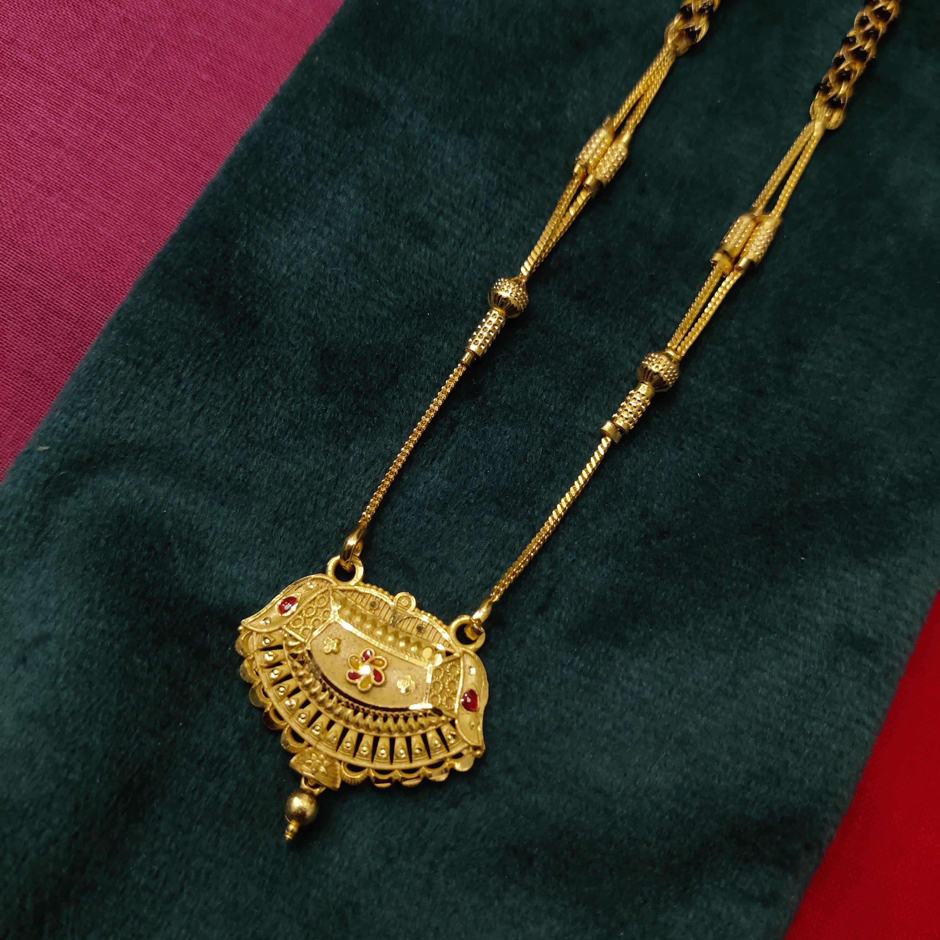 Short mangalsutra