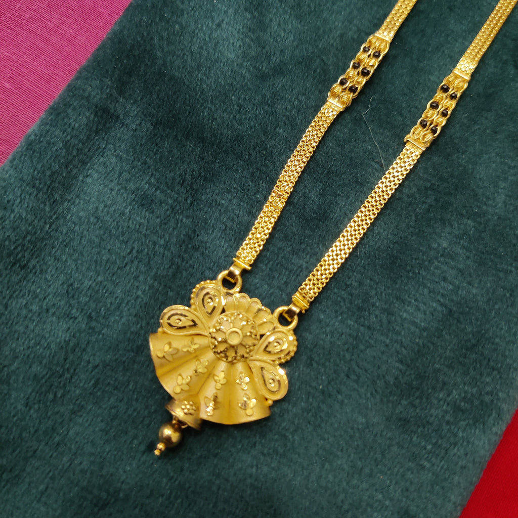 Short mangalsutra