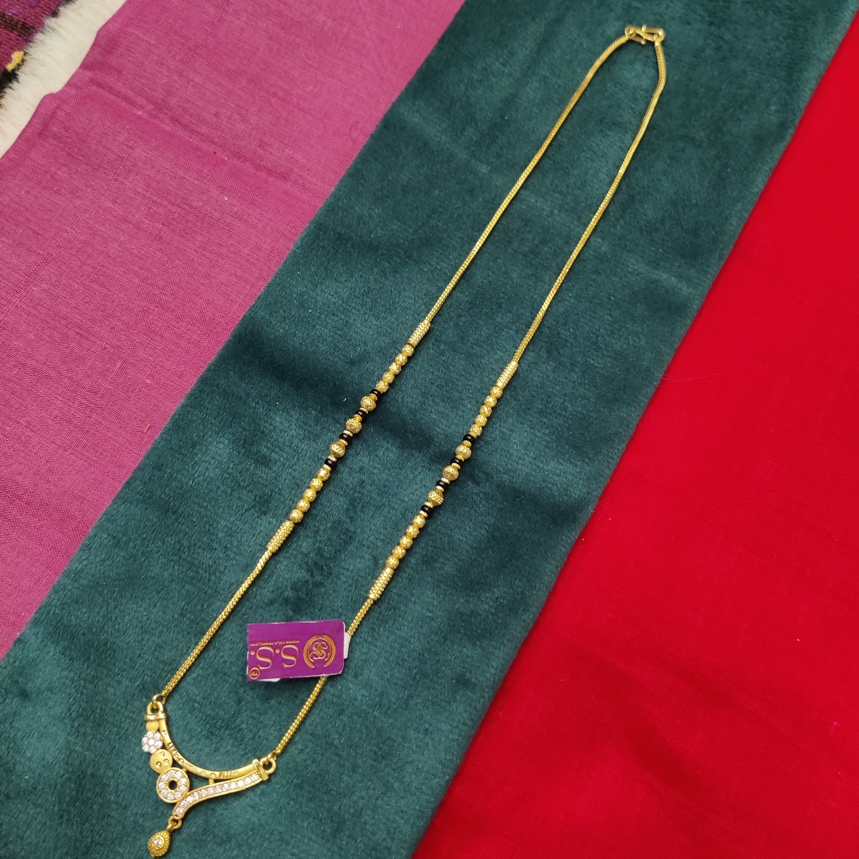 Short mangalsutra