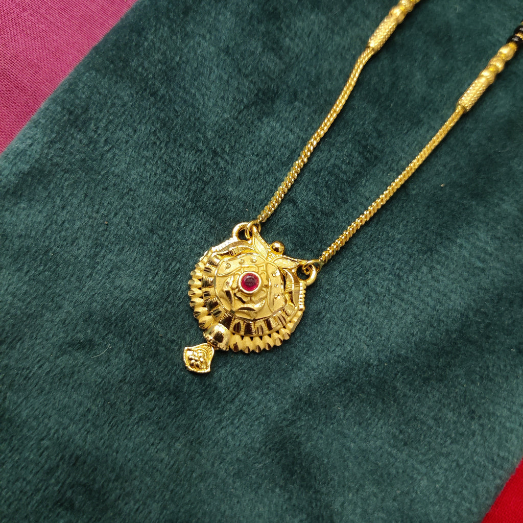 Short mangalsutra
