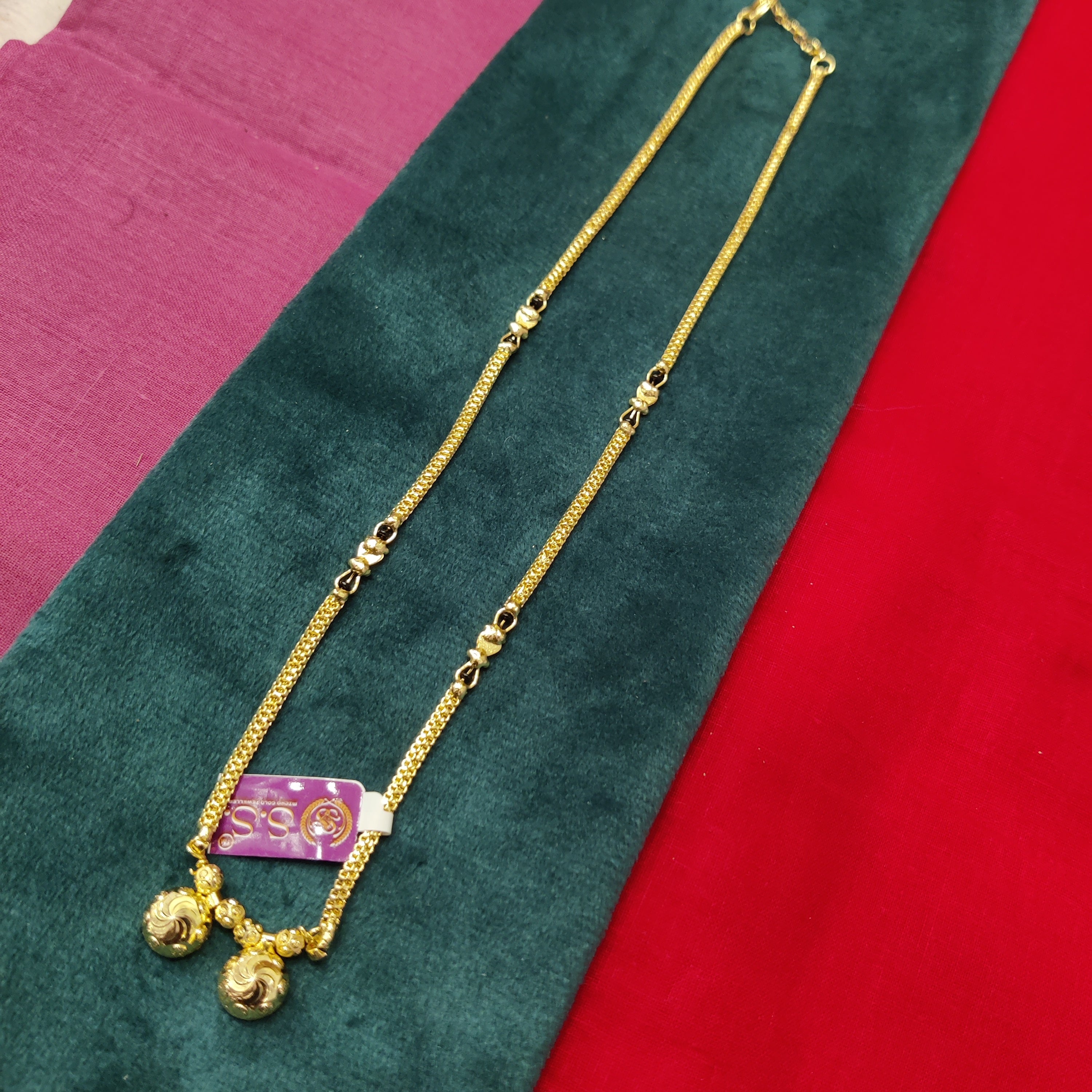 Short mangalsutra