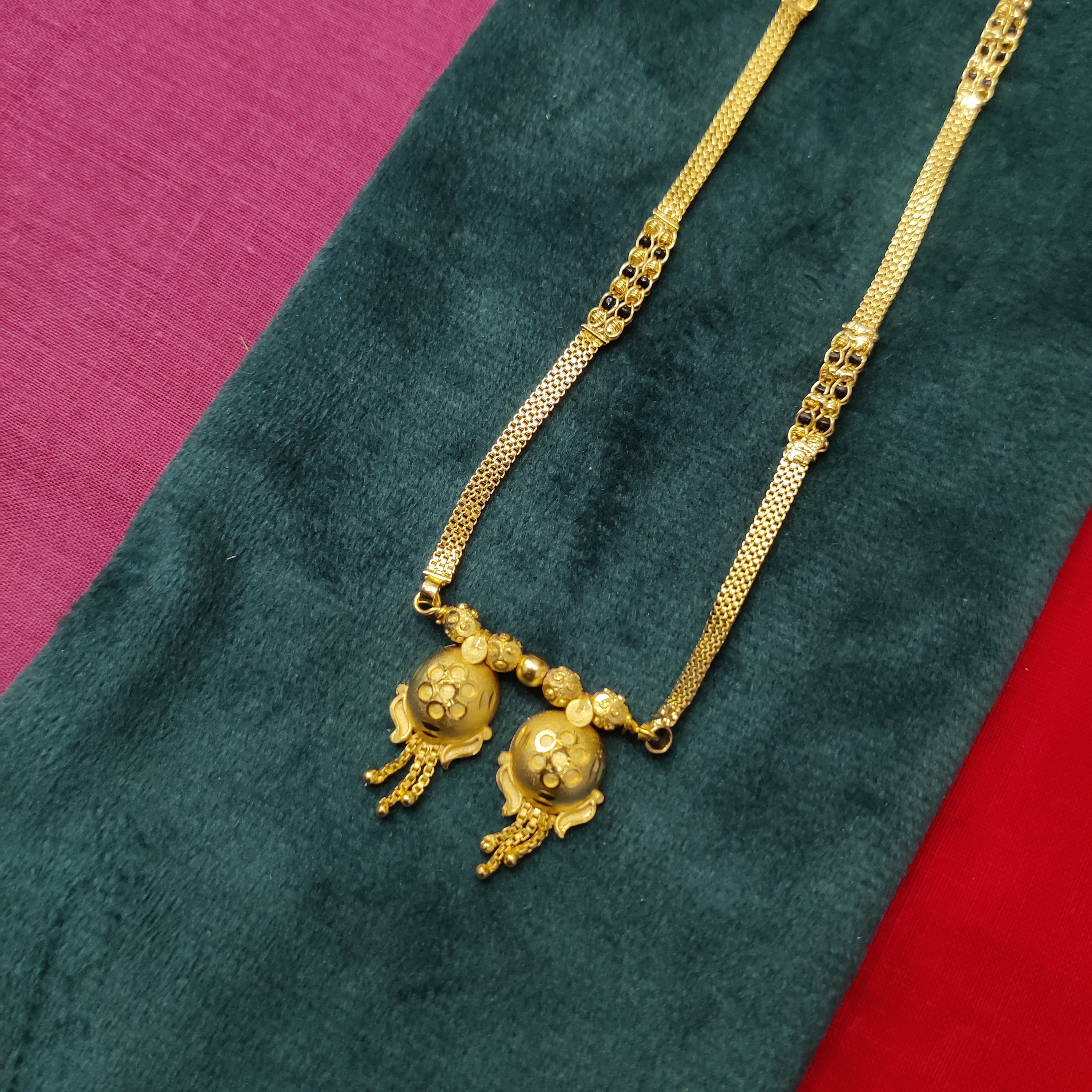 Short mangalsutra