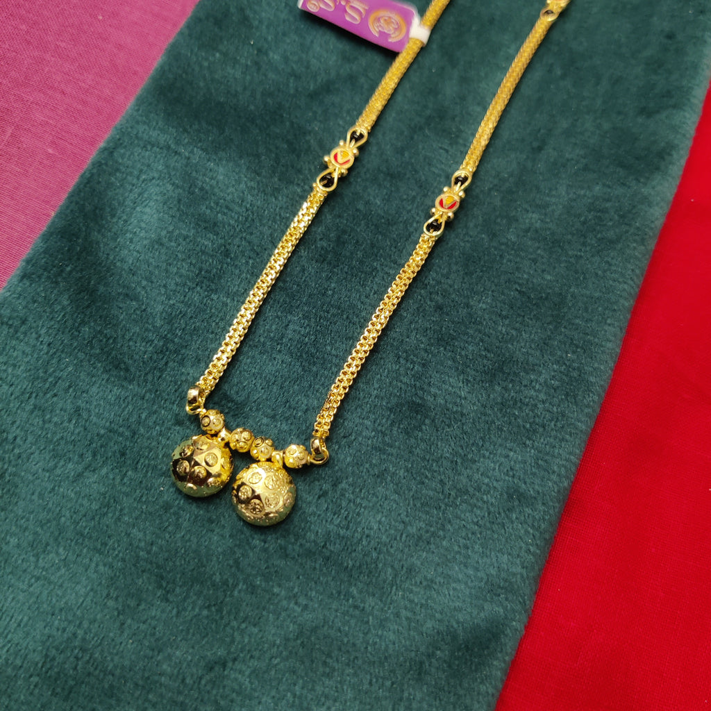 Short mangalsutra