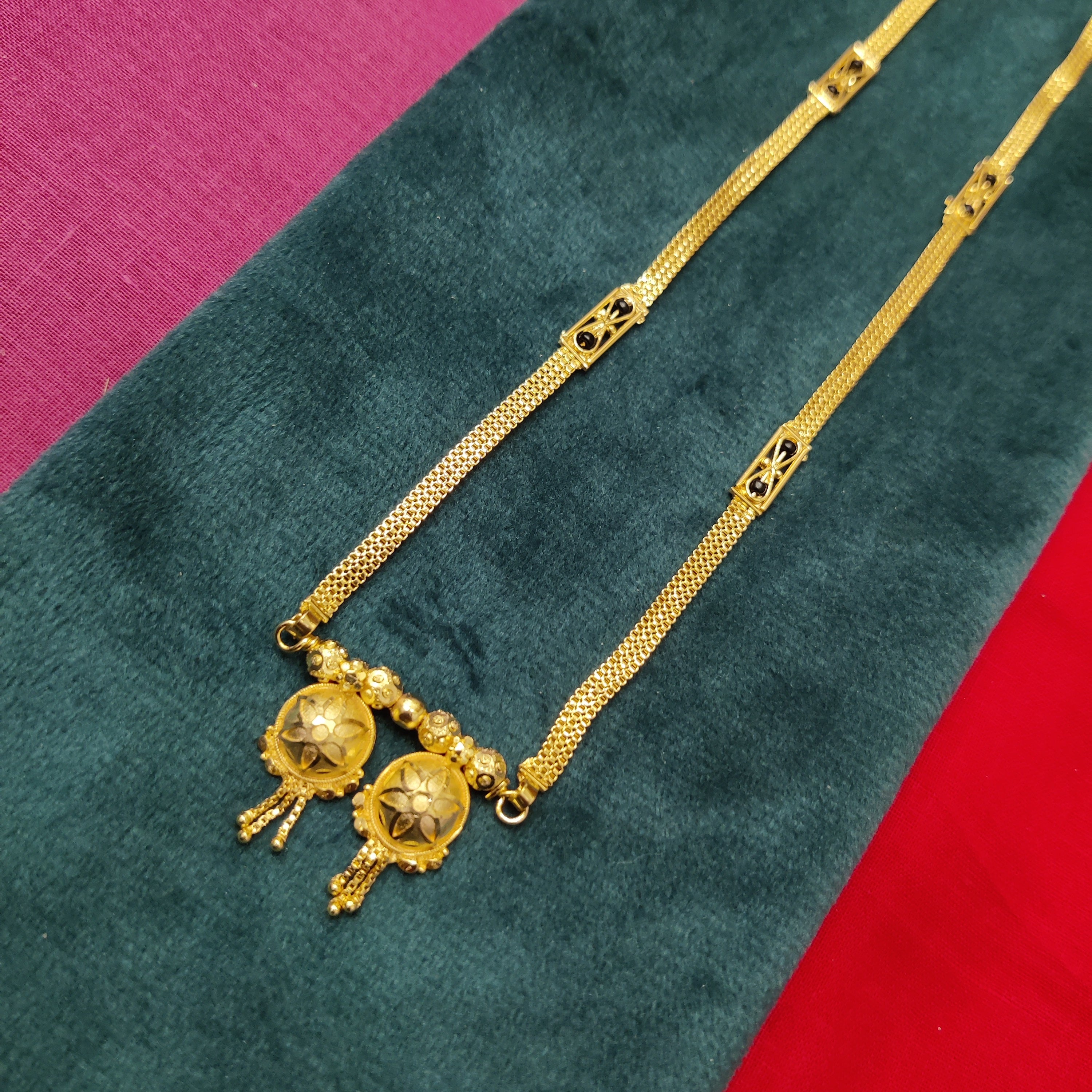Short mangalsutra
