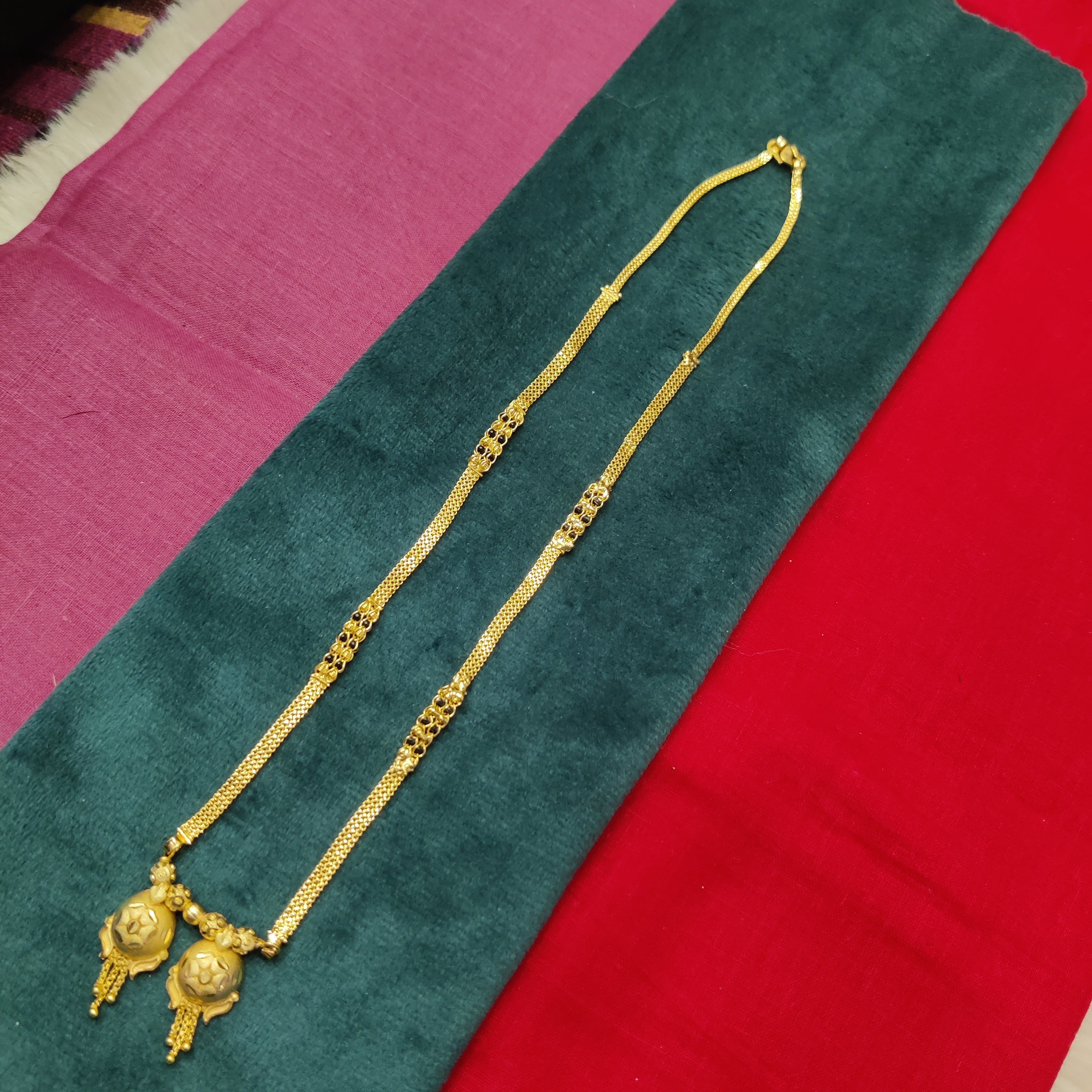 Short mangalsutra
