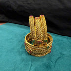 Mate bangles