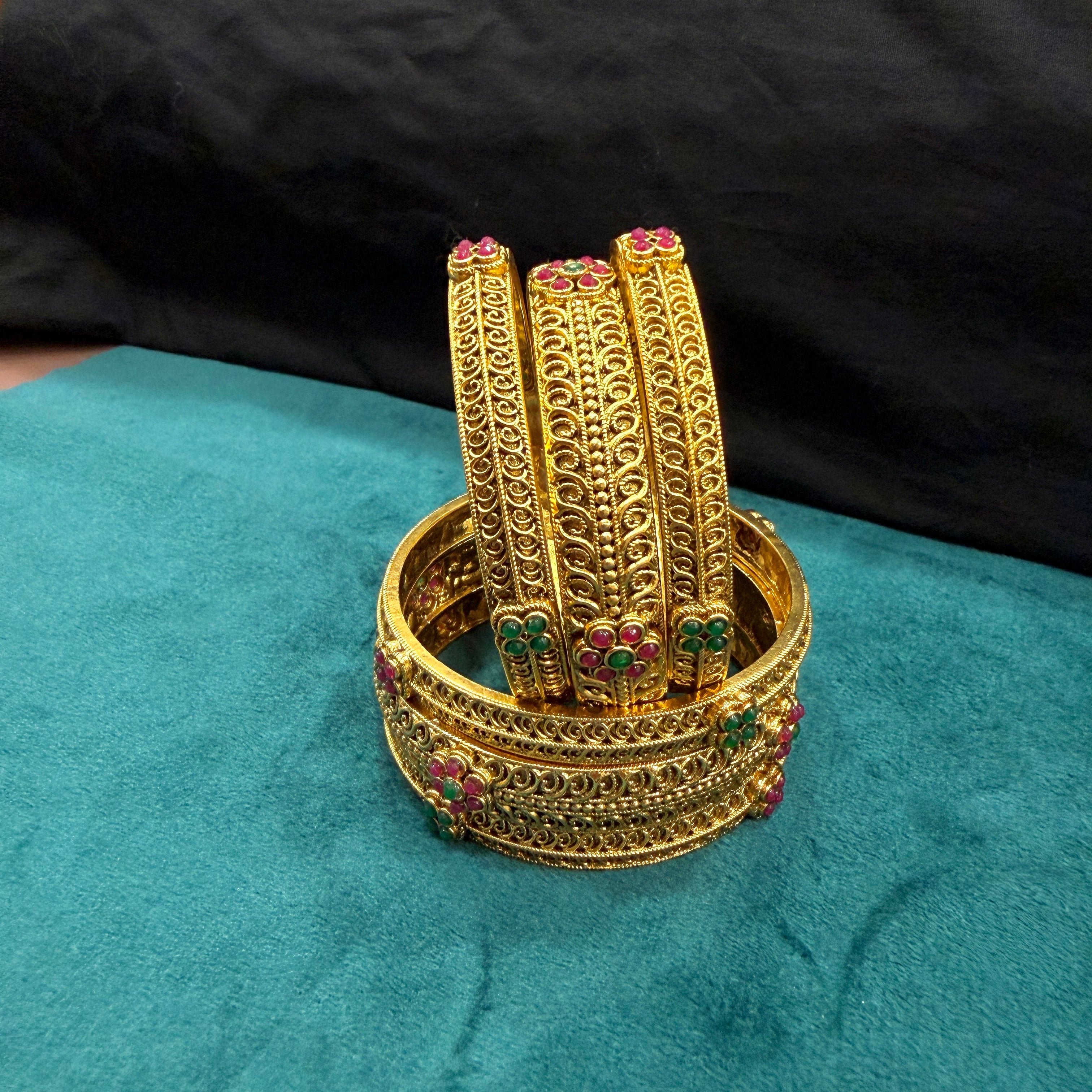 Mate bangles