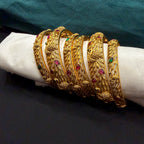 Mate bangles