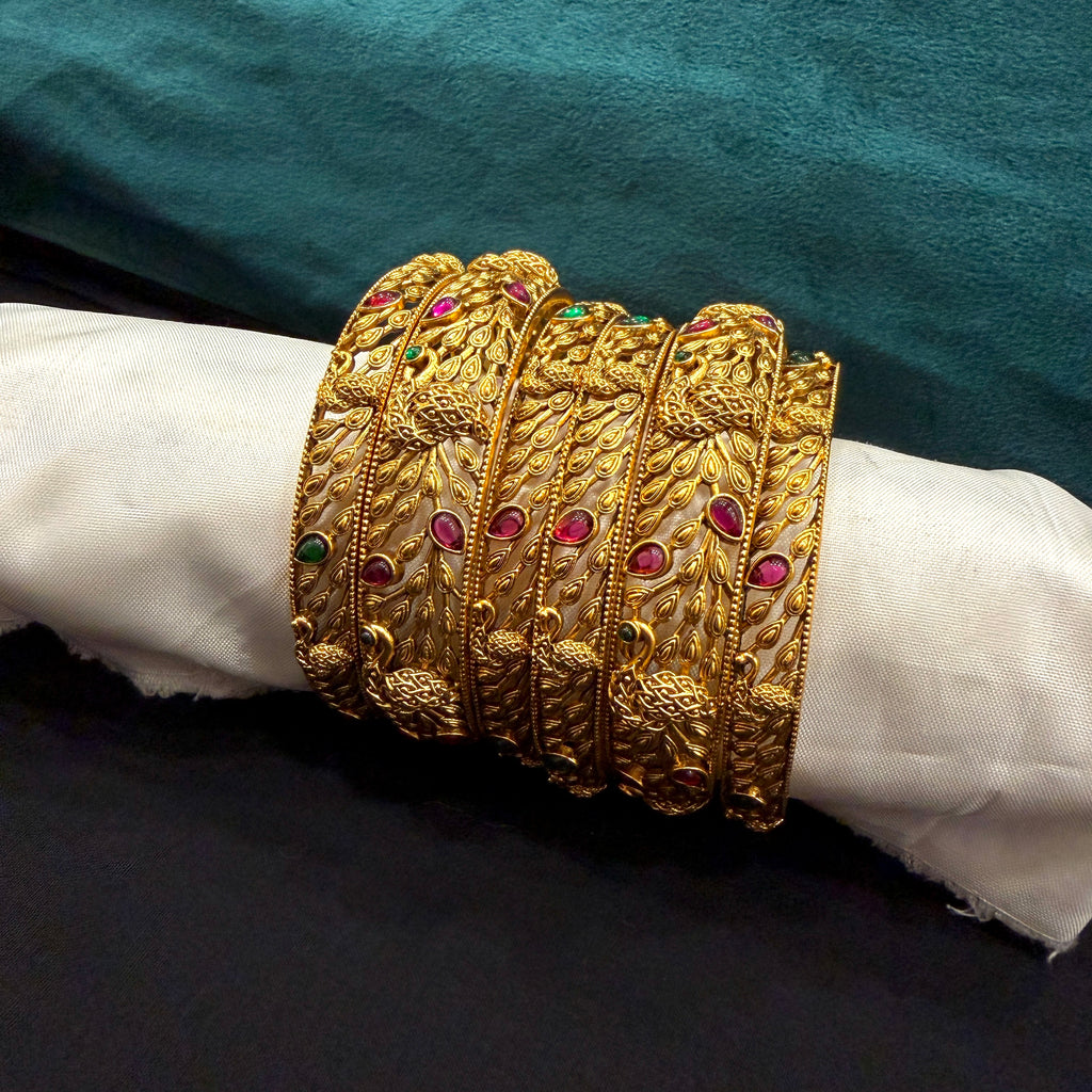 Mate bangles