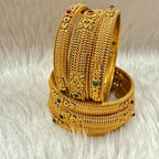 Mate bangles