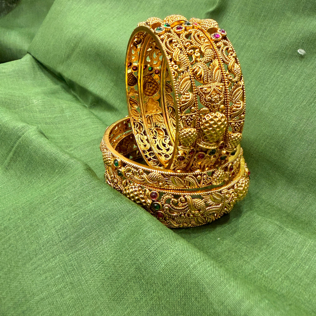 Mate Bangles