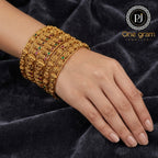 Mate bangles