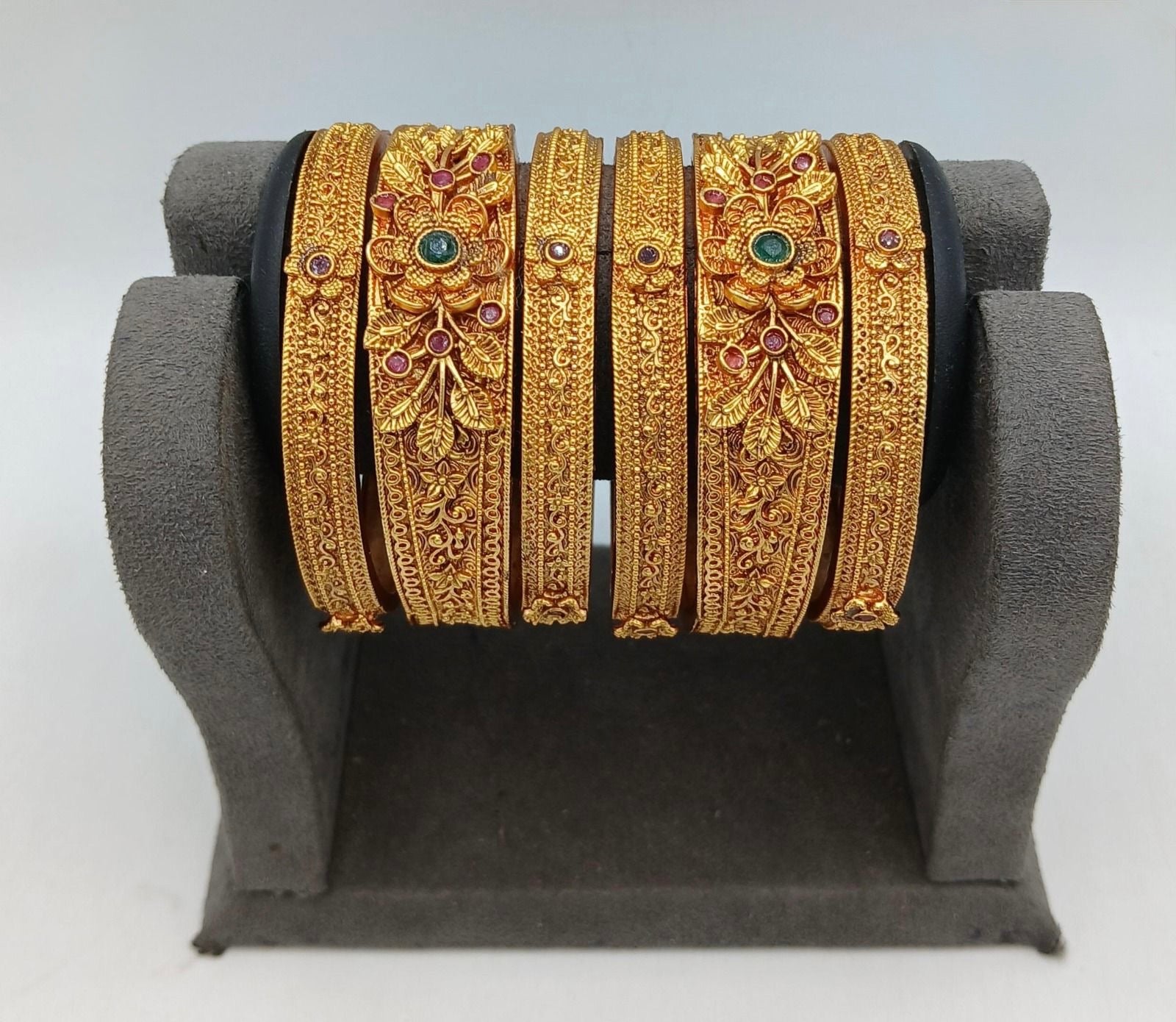 Mate premium Bangles